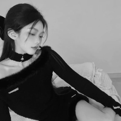 黑白气质美女头像图片