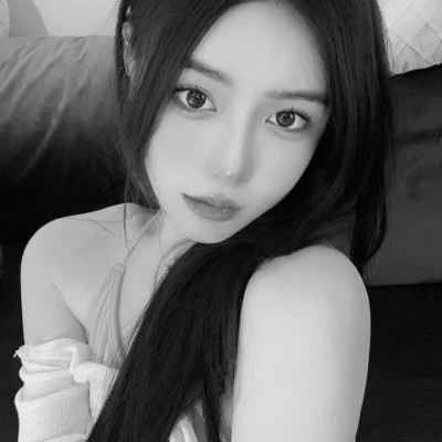 黑白气质美女头像图片