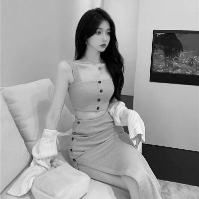 黑白气质美女头像图片