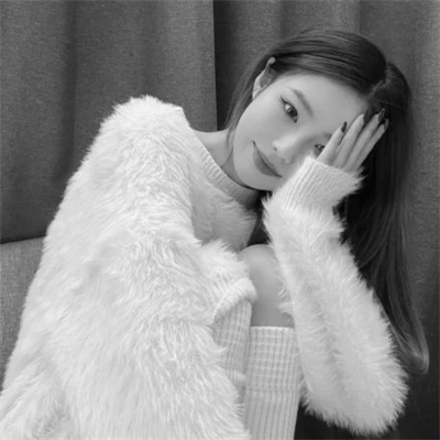 黑白气质美女头像图片