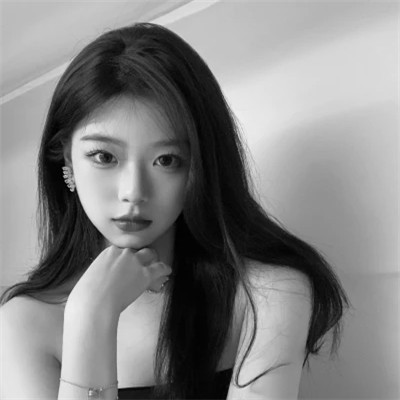 黑白气质美女头像图片