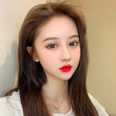 2025最流行的微信头像图片女
