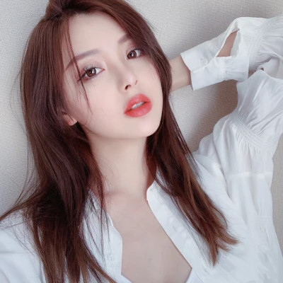 2025最流行的微信头像图片女