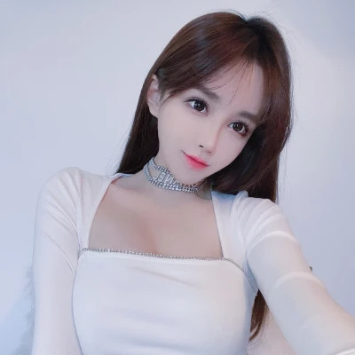 2025最流行的微信头像图片女