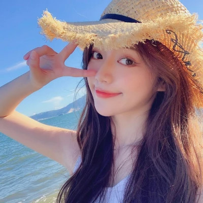 2025最流行的微信头像图片女