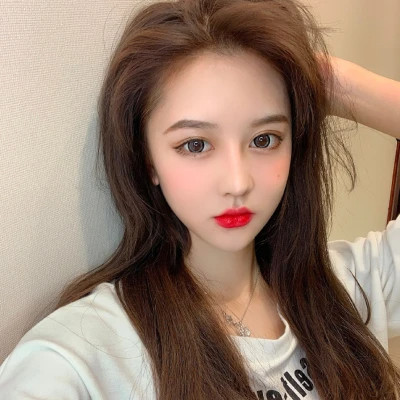 2025最流行的微信头像图片女