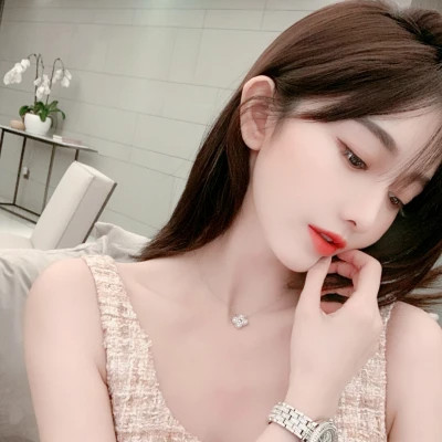 2025最流行的微信头像图片女