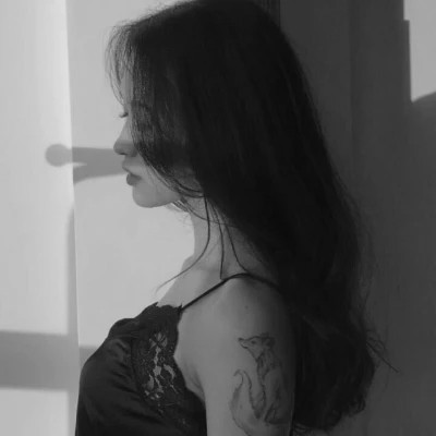 黑白微信头像女个性高清图片