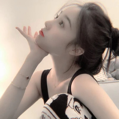 qq美女头像漂亮女生高清图片