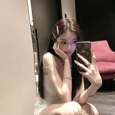 qq美女头像漂亮女生高清图片
