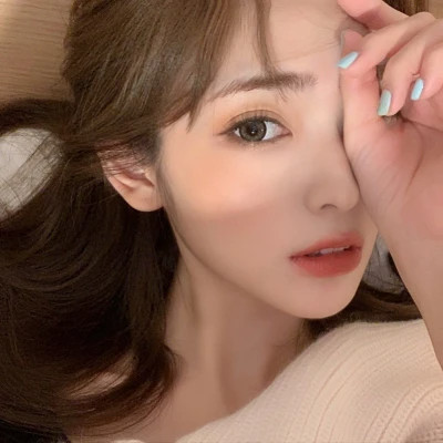 qq美女头像漂亮女生高清图片