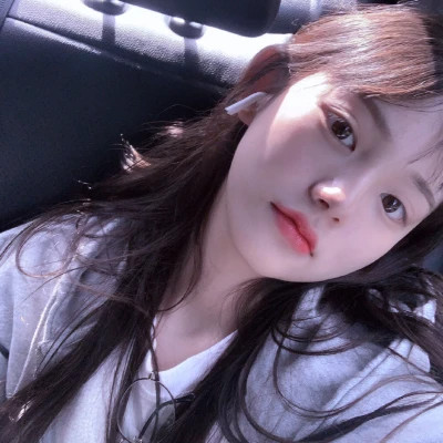 好看照片女生头像