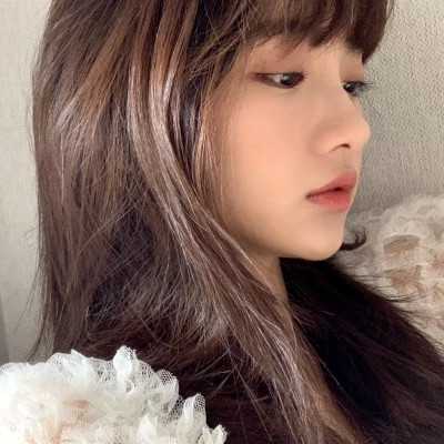 好看照片女生头像