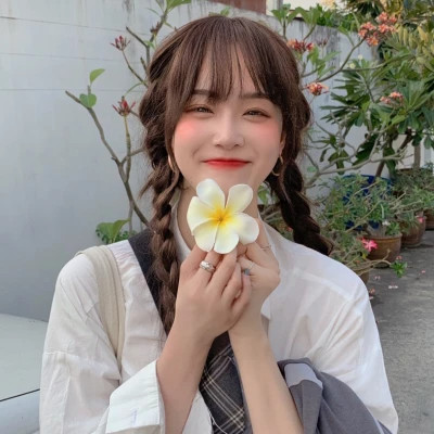 好看照片女生头像