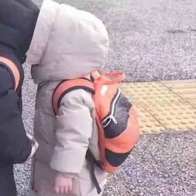 小学生情侣头像真人可爱一对