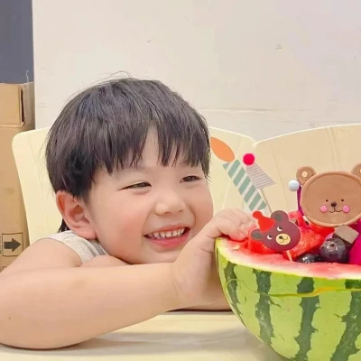小学生情侣头像真人可爱一对