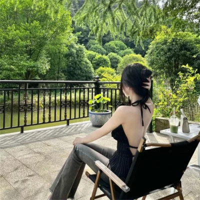 qq头像自由的女生高清图片