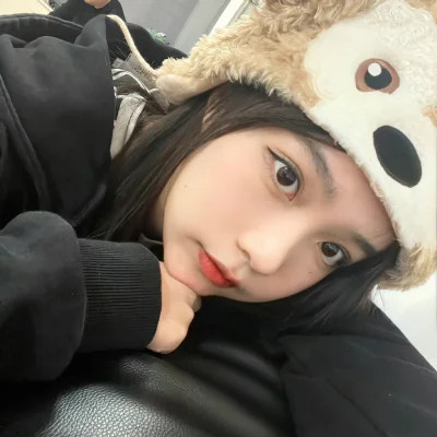 头像图片大全2025女生真人