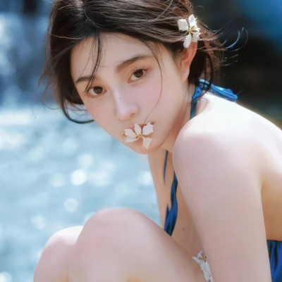 头像图片大全2025女生真人