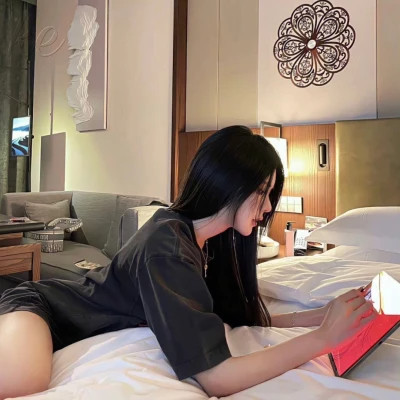 头像图片大全2025女生真人