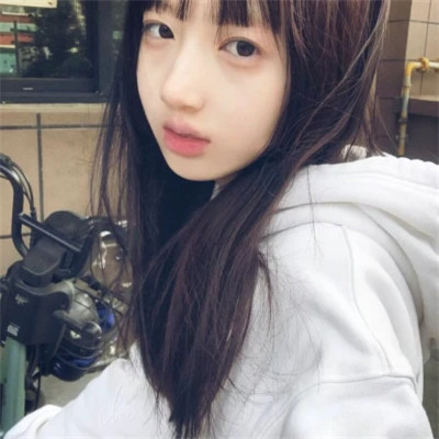 头像图片大全2025女生真人