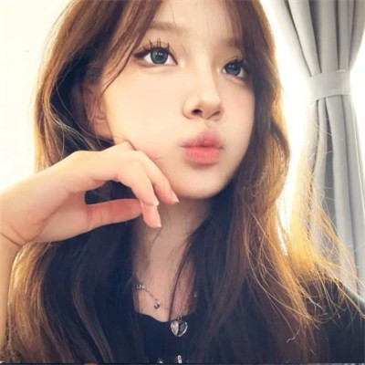 头像图片大全2025女生真人