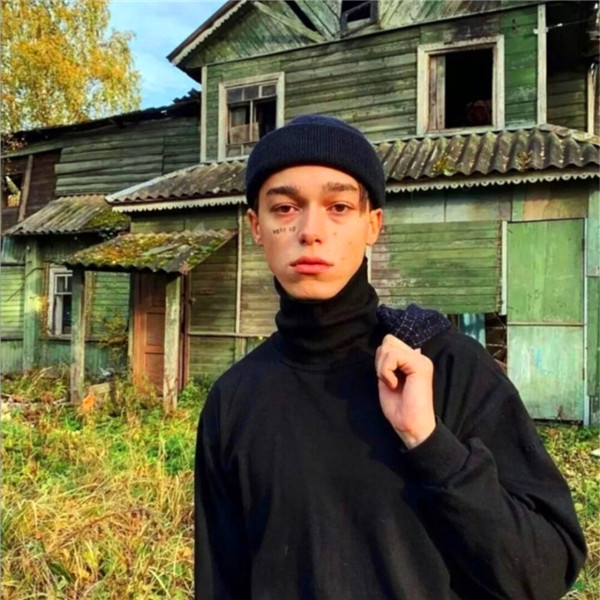 戒哥高清头像图片