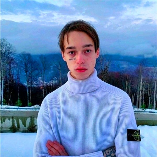 戒哥高清头像图片