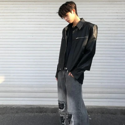 2025最火真人男生微信头像