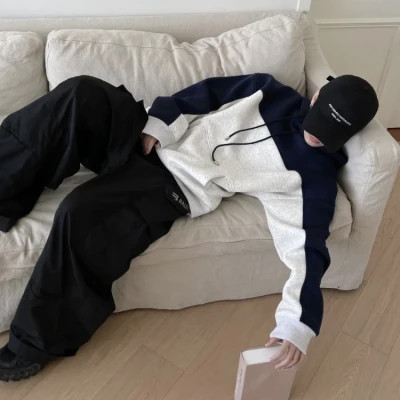 2025最火真人男生微信头像