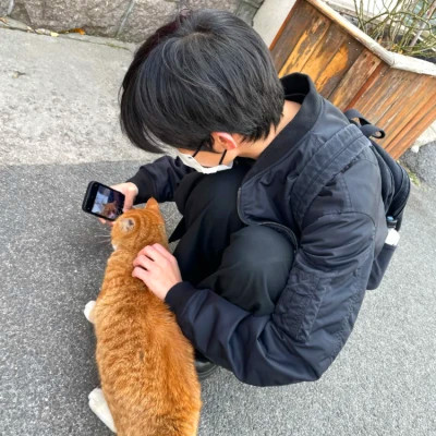 2025最新又酷又飒男生头像
