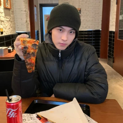 2025最新个性超潮少年感男生头像