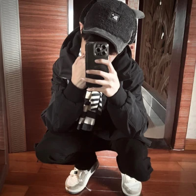 2025最新个性超潮少年感男生头像