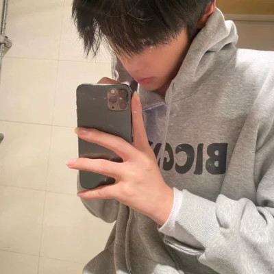 2025最新个性超潮少年感男生头像