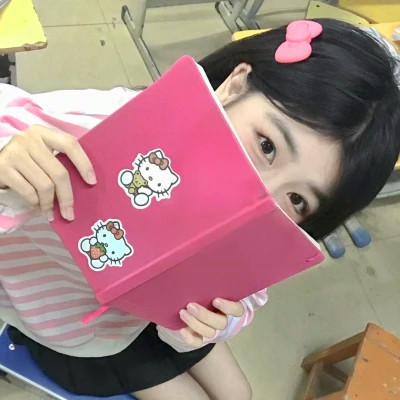 2025新款好看的头像女生