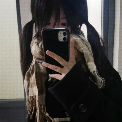 2025新款好看的头像女生