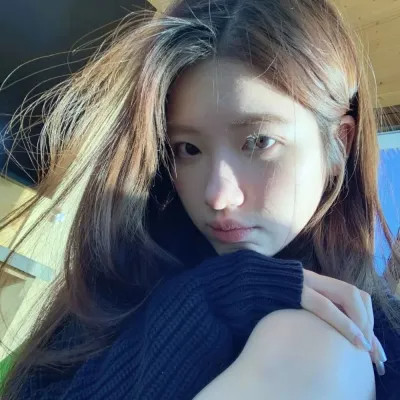 高颜值头像女生真人可爱