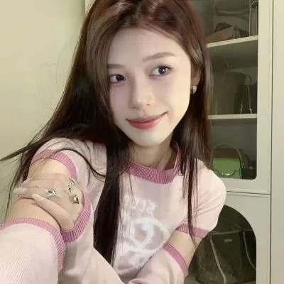 高颜值头像女生真人可爱