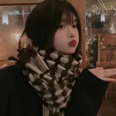 高颜值头像女生真人可爱