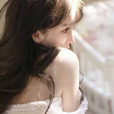 清晰漂亮的女生头像