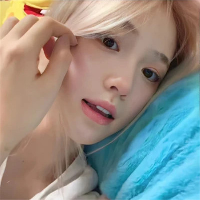 宝藏文案女头