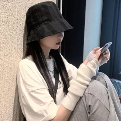 真人宝藏女孩的专属头像