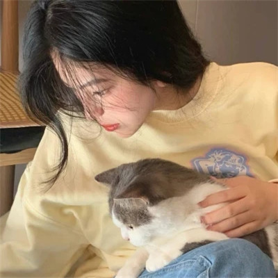 真人宝藏女孩的专属头像