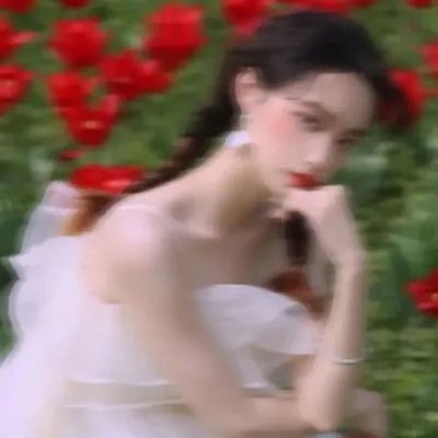 真人宝藏女孩的专属头像