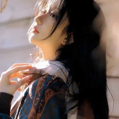 真人宝藏女孩头像