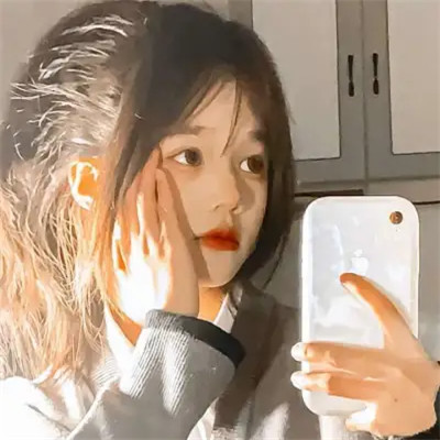 真人宝藏女孩头像