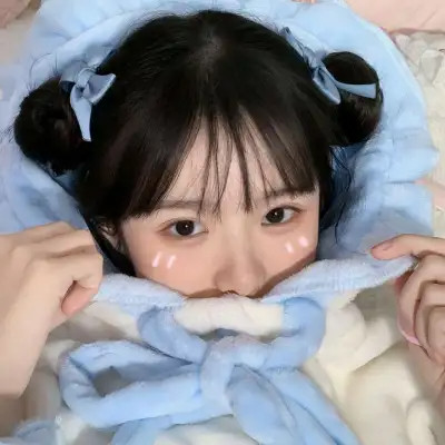 微信女生干净有品位的头像