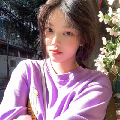 微信女生干净有品位的头像