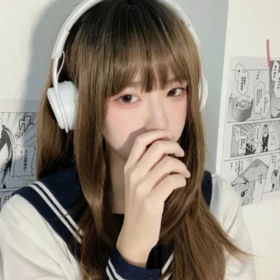 好看的真人版女生头像