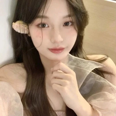 好看的真人版女生头像